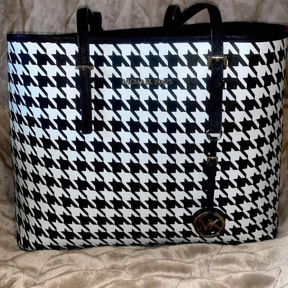Large Michael Kors Houndstooth Tote - Picture 1 of 7